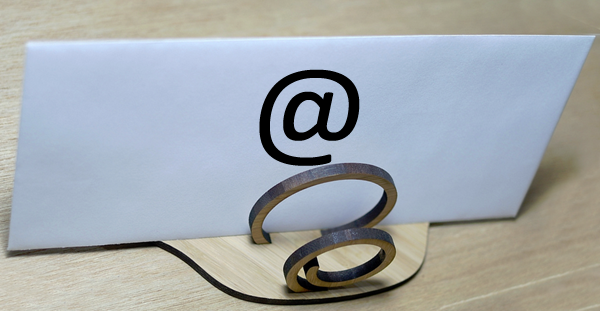 Correo. Sobre de correo tradicional. Correo
