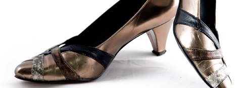 Etiqueta femenina. El zapato femenino. Vestir y combinar los zapatos.