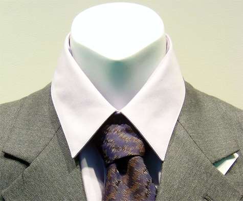 Corbata. Busto con corbata.