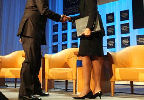 Saludos. Saludo en el World Economic Forum.