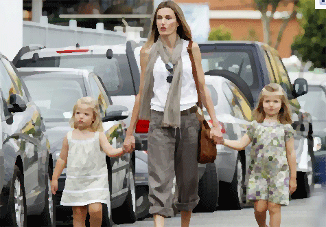Princesa Asturias.. La princesa de Asturias y sus dos hijas.