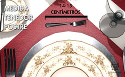 El tenedor de postre tiene unas medidas similares al resto de los cubiertos de postre