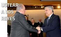 Don Juan Carlos recibe el saludo del Presidente del Parlamento Europeo, Antonio Tajani