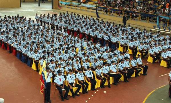 Acto de graduación de 434 funcionarios policiales pertenecientes a la II Promoción 'Hugo Rafael Chávez Frías'.