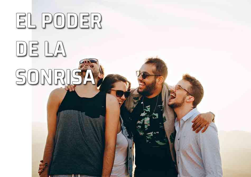 Sonreír: una poderosa habilidad social. Amigos sonriendo