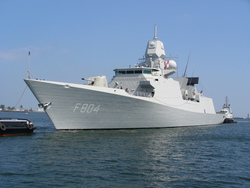 Fragata de Ruyer, de la Fuerza Naval Holamdesa - Royal Navy