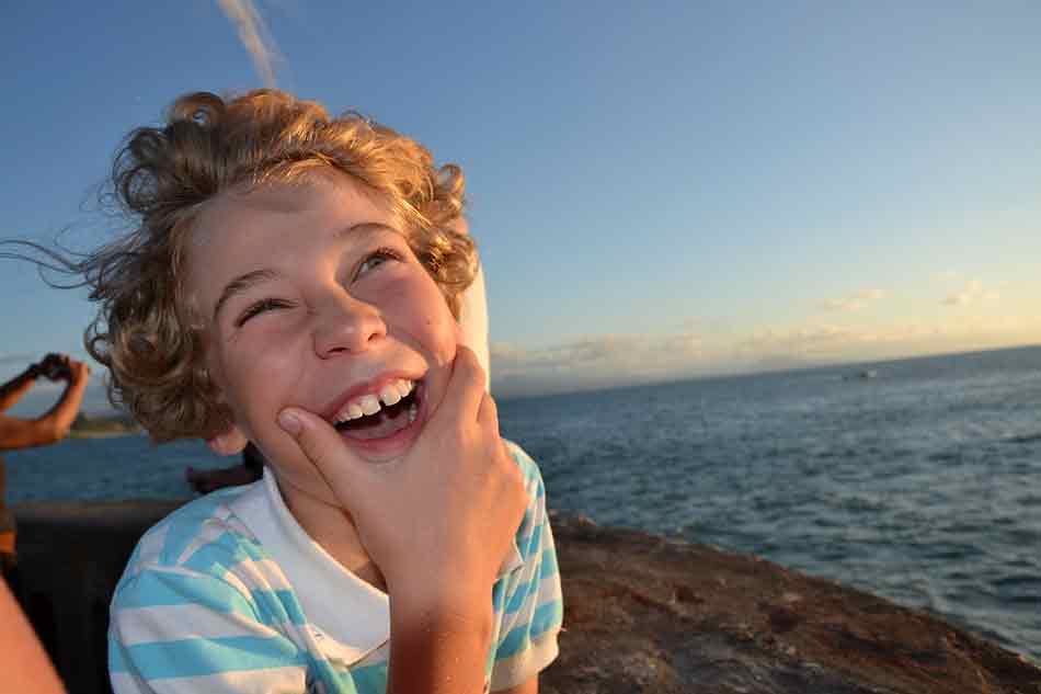 La sonrisa es la mejor carta de presentación de una persona. Niño sonriendo