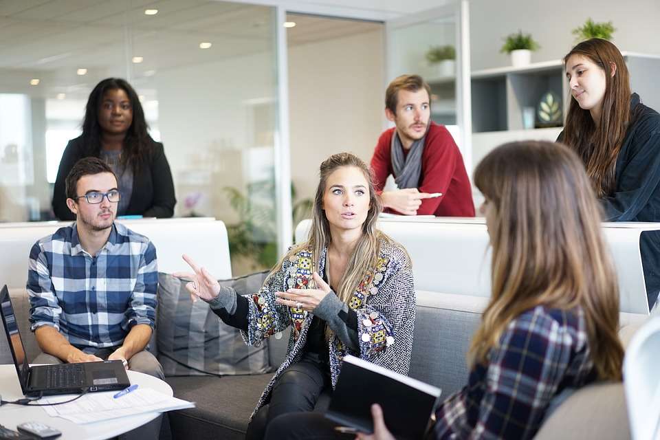 Conversación Oficina - Entrevista de trabajo