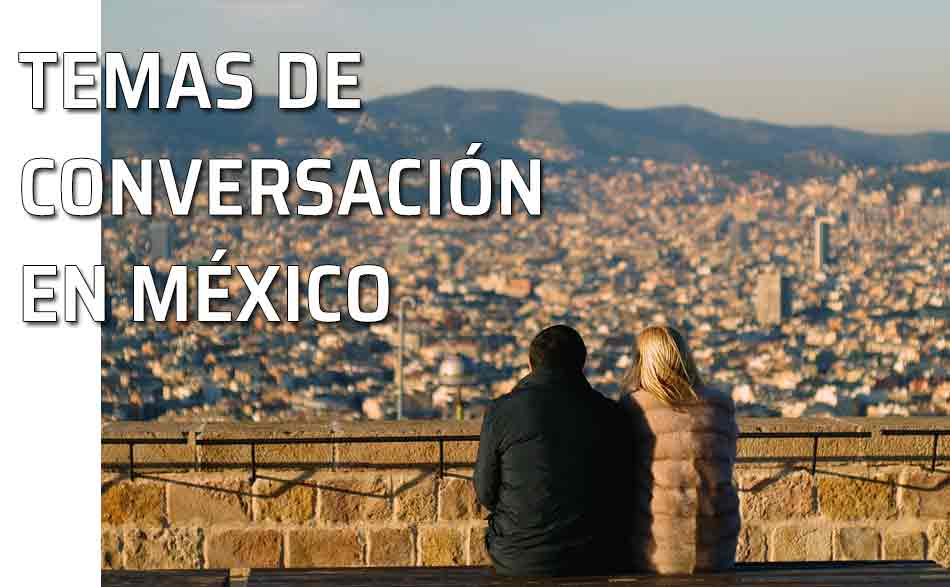 Pareja conversando. Platicar en México