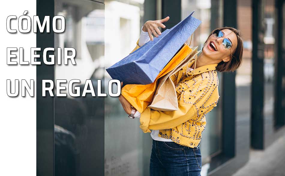 Mujer de compras. Comprando un regalo