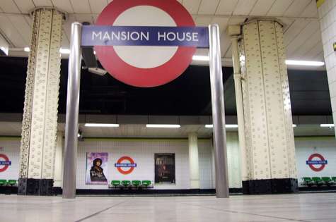 Estación. Estación de metro de Londres.