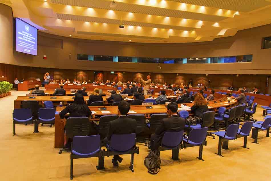 El protocolo y la organización de un congreso. Participantes en un congreso