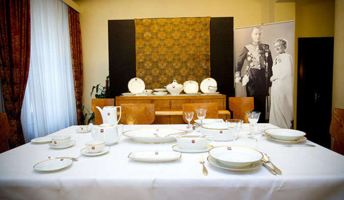 Vajilla elegante para eventos formales