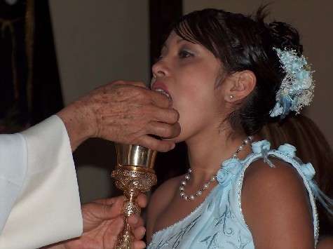 Ceremonia De La Arena, De Las Velas, Del Vino¿cuál Debería Agregar A Mi Matrimonio?