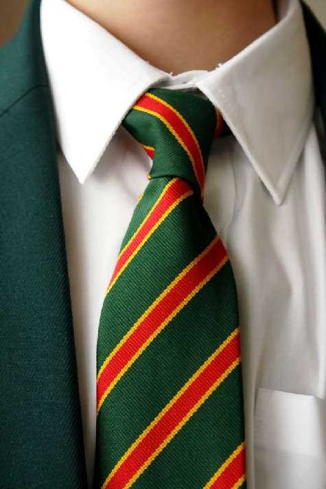 Corbata. Corbata Escolar.