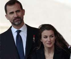 Asistencia a la ceremonia de beatificación de Juan Pablo II de los Reyes de España, Felipe VI y Letizia