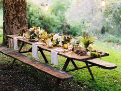 Cena en el jardín