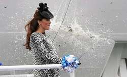 Acto de bautizo del barco de la compañía Princess Cruises, antes de dar a luz Catalina de Cambridge.