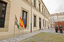 Edificio del Parlamento Vasco, en Vitoria-Gasteiz.