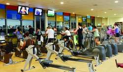 Gimnasio UNE