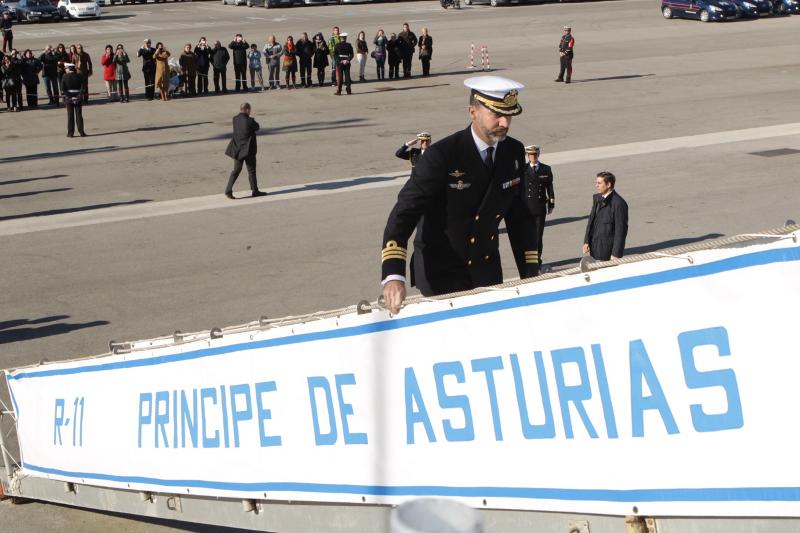 Ceremonia de despedida del portaaviones Príncipe Felipe. Embarca S.A.R. el Príncipe de Asturias