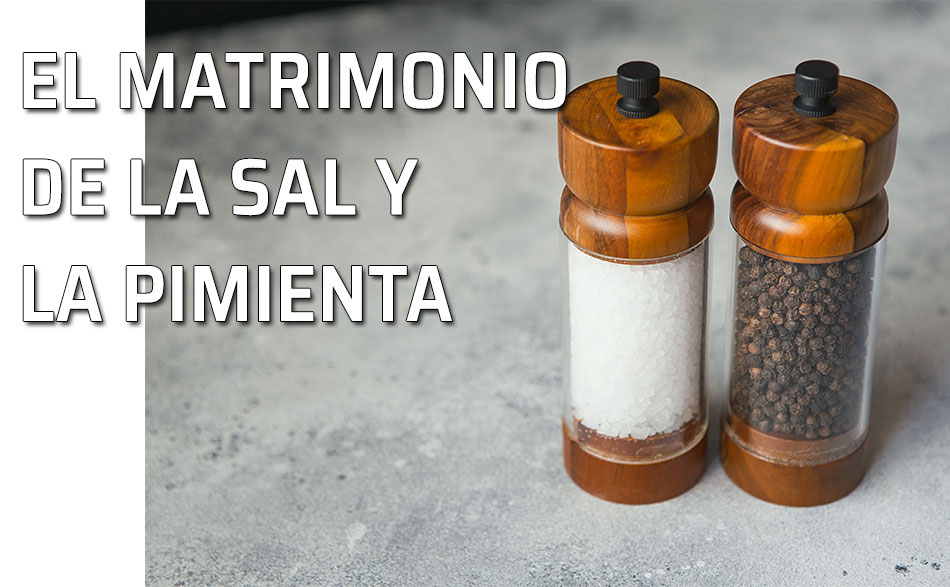 Salero y pimentero de madera