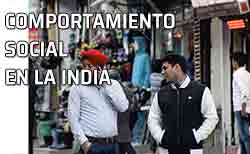 Calle de la India. Reglas de cortesía y comportamiento social en la India