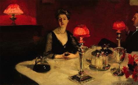 Mujer. Mujer a la mesa.